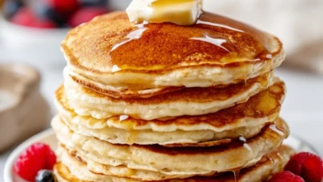 Vanilla Cinnamon Buttermilk Pancakes