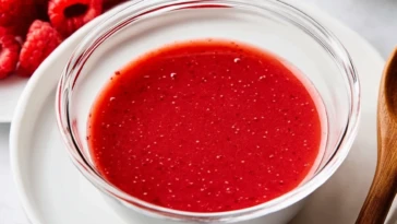 Easy Raspberry Vinaigrette