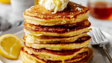 Lemon Ricotta Protein Pancakes