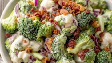 Delicious Amish Broccoli Salad