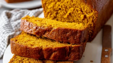 Easy Homemade Pumpkin Bread