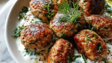 Chicken Kofta with Garlic Yogurt