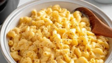 Crockpot Velveeta Mac and Cheese