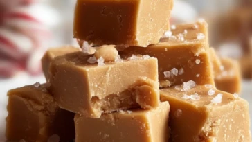 Creamy Christmas Peanut Butter Fudge