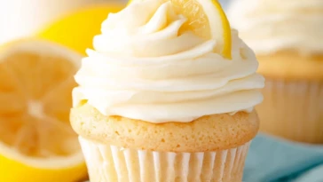 Lemon Cupcakes with Lemon Buttercream