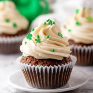 Easy Irish Cupcakes