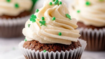 Easy Irish Cupcakes